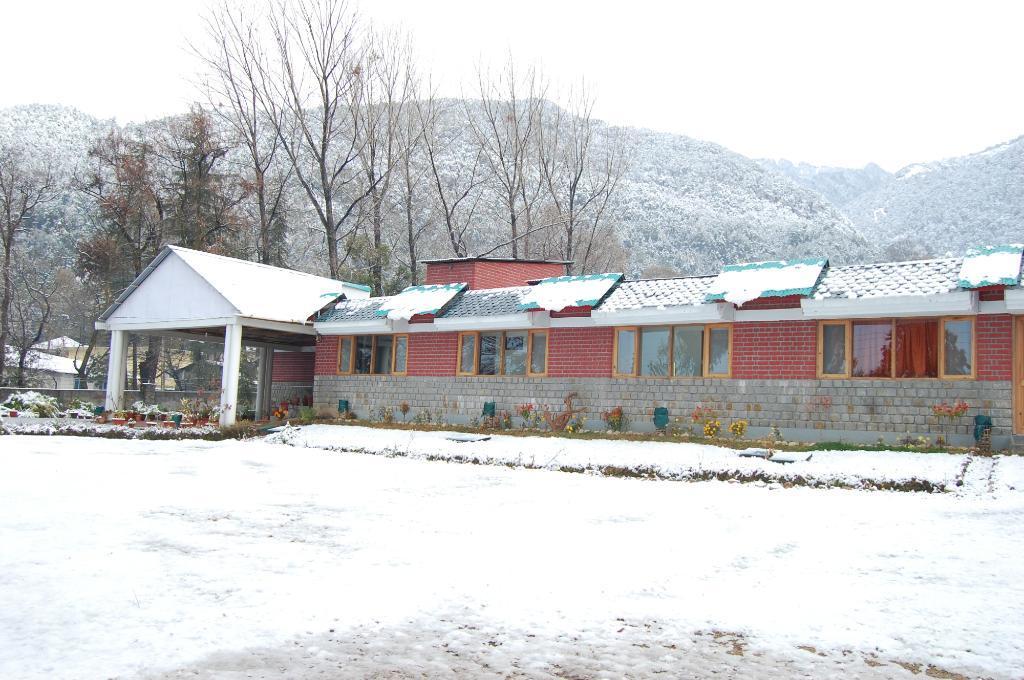 Tatva Bir Tents And Hotel Kangar Exterior foto