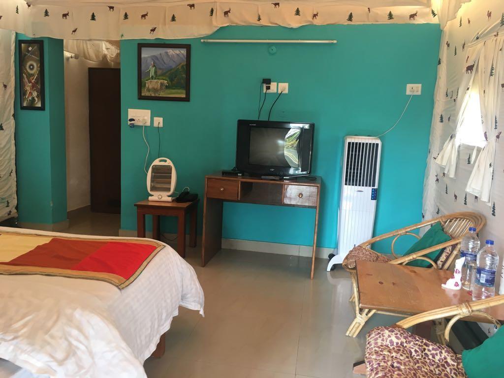 Tatva Bir Tents And Hotel Kangar Exterior foto