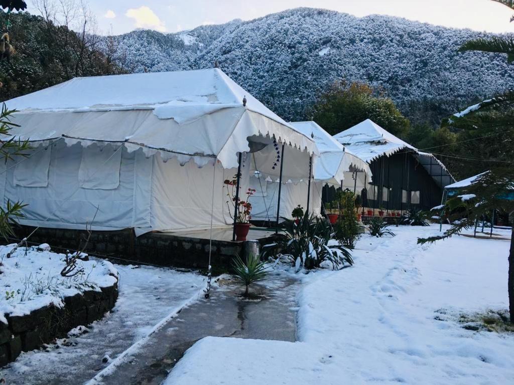 Tatva Bir Tents And Hotel Kangar Exterior foto